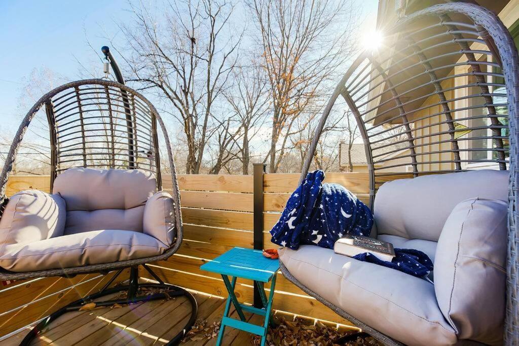 Becky & Marvels 420 Stay - Private Room Kansas City Bagian luar foto